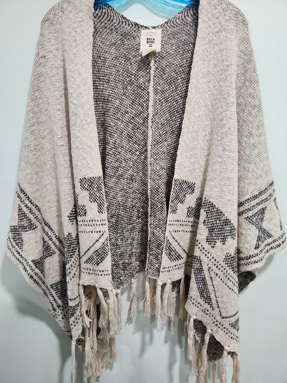 Billabong Cream & Black Aztec Fringe Knit Wrap